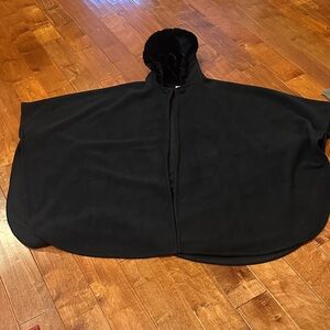 Liz Claiborne Black Cape with Fur Trim